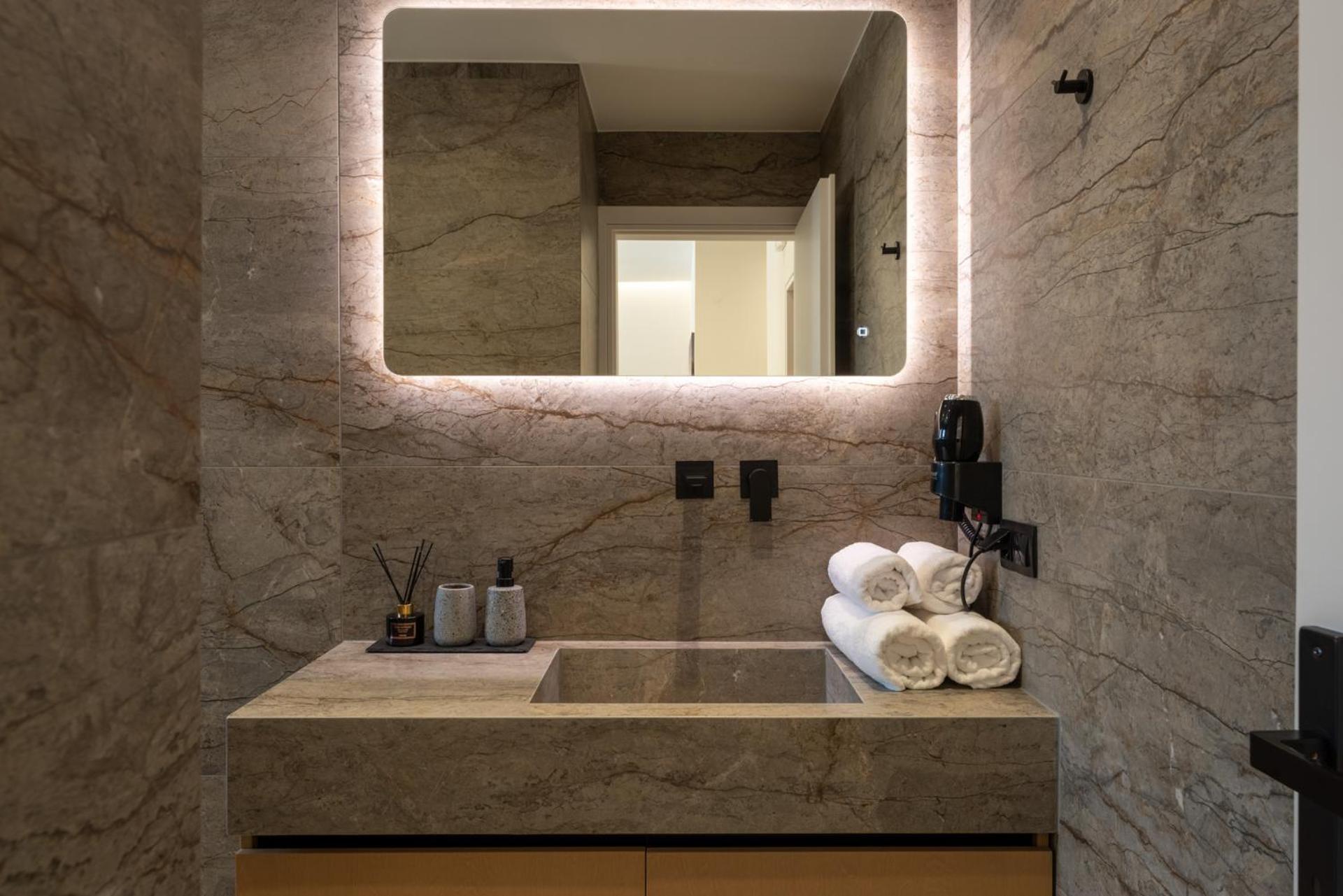 Irisma Luxury With Private Pool